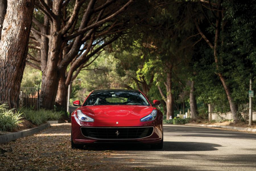  Ferrari GTC4Lusso The Icon (229194) 2018 года  (фото 8 из 32)